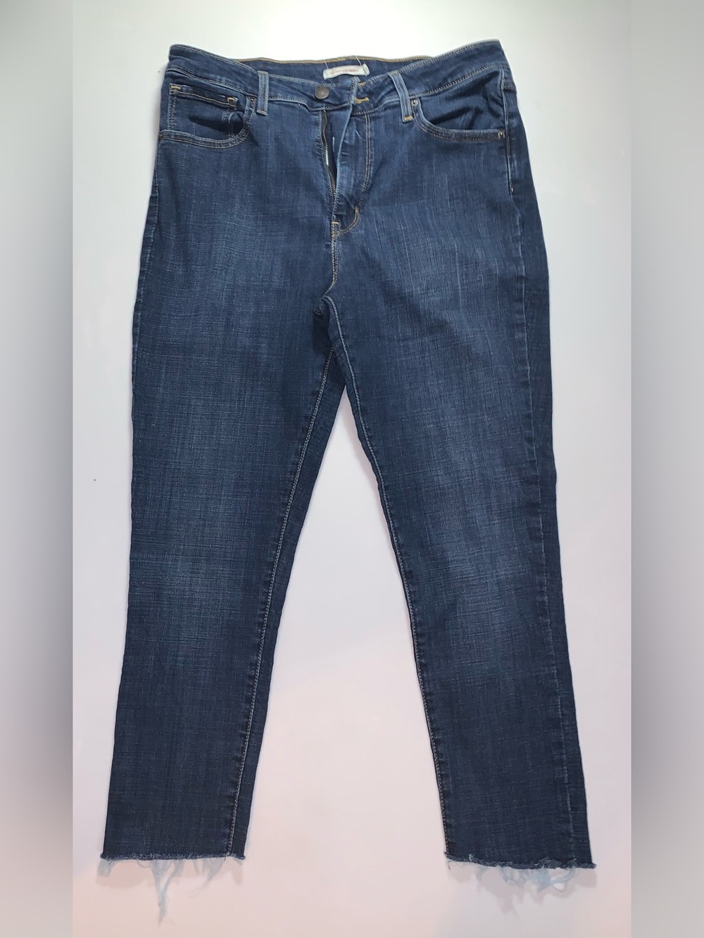 Ladies Levi’s size 32x30 skinny jeans